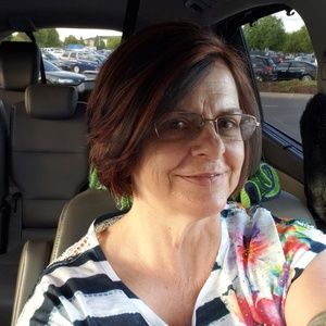 Meet your Posher, Brenda